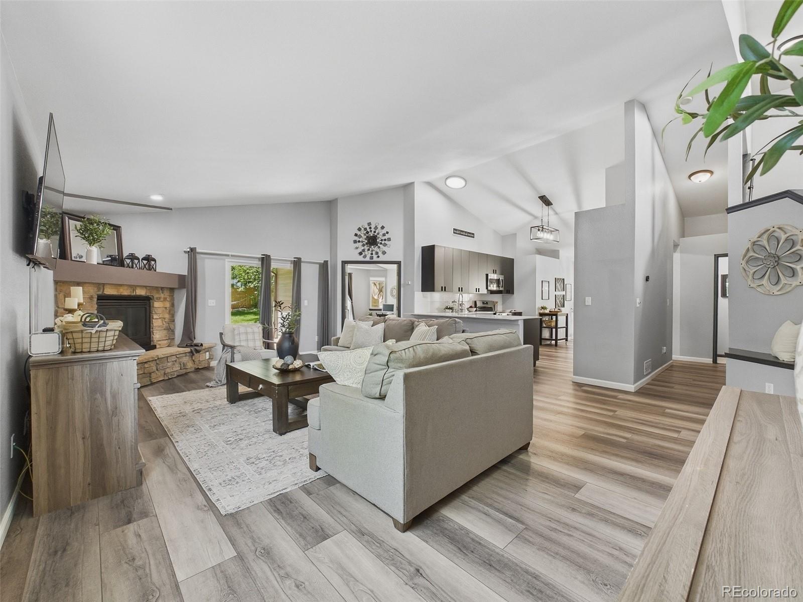 MLS Image #5 for 6563 s taft way,littleton, Colorado