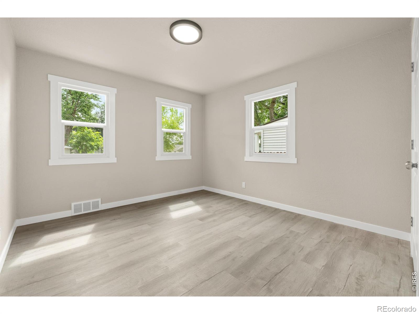 MLS Image #8 for 2429  15th avenue,greeley, Colorado