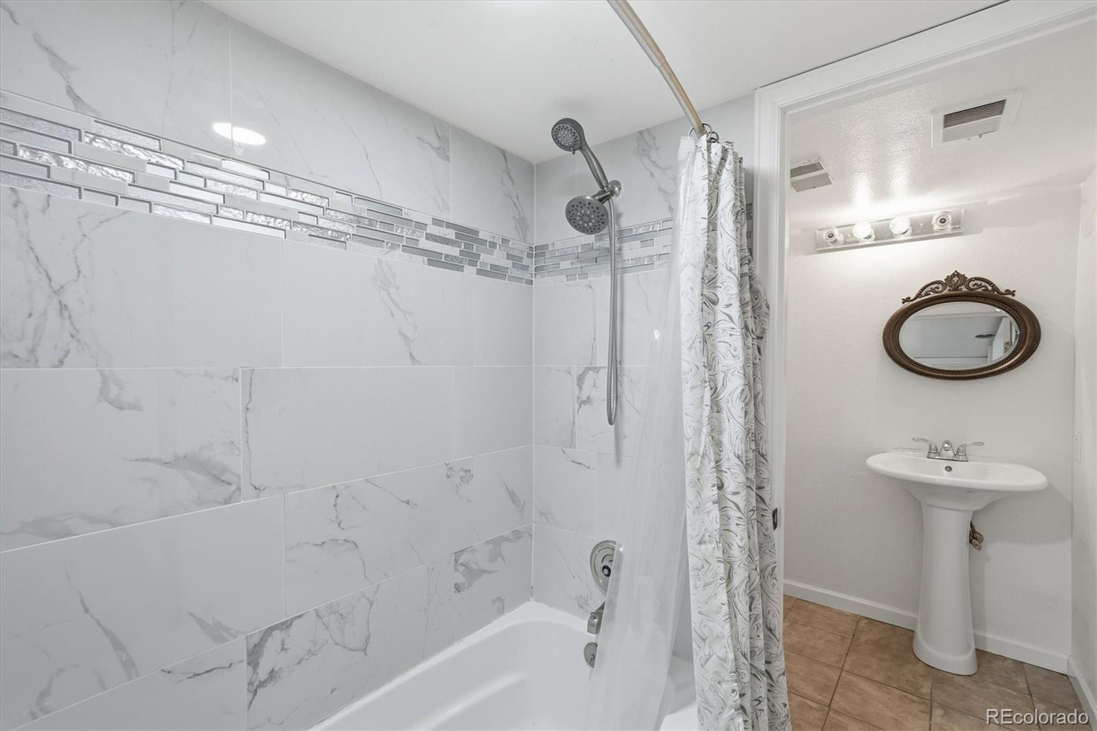 MLS Image #19 for 13902 e stanford circle a06,aurora, Colorado