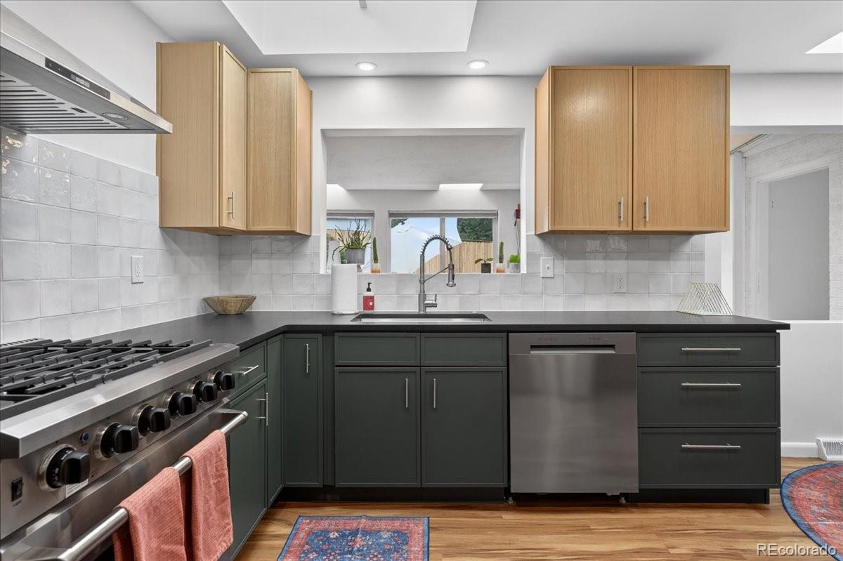 MLS Image #14 for 10105 w 17th place,lakewood, Colorado