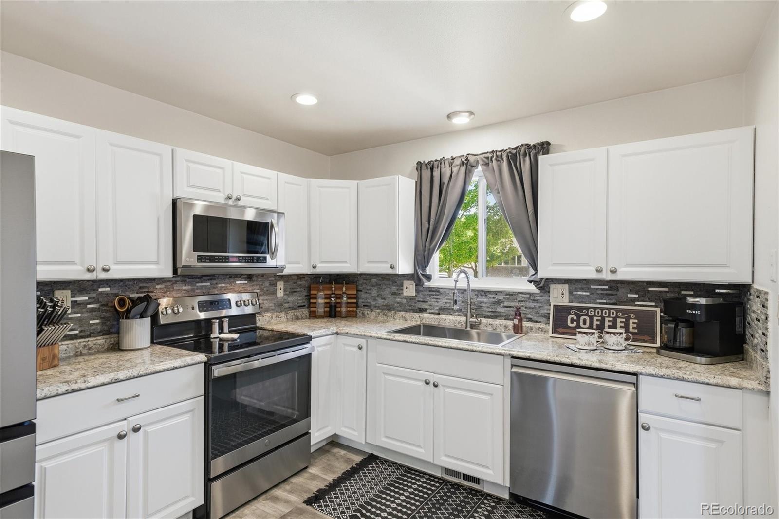 MLS Image #7 for 354 s 5th street,la salle, Colorado