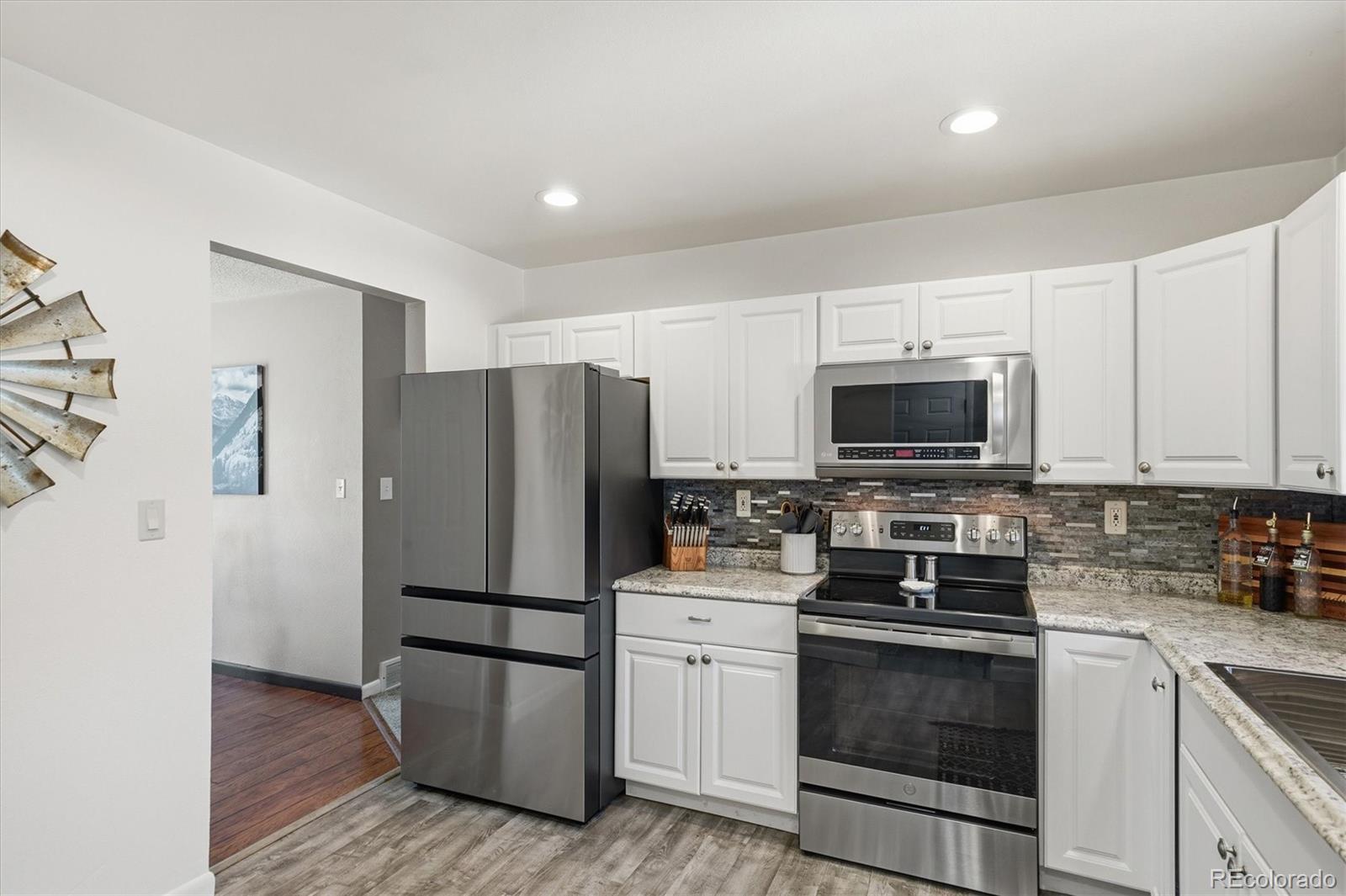 MLS Image #8 for 354 s 5th street,la salle, Colorado