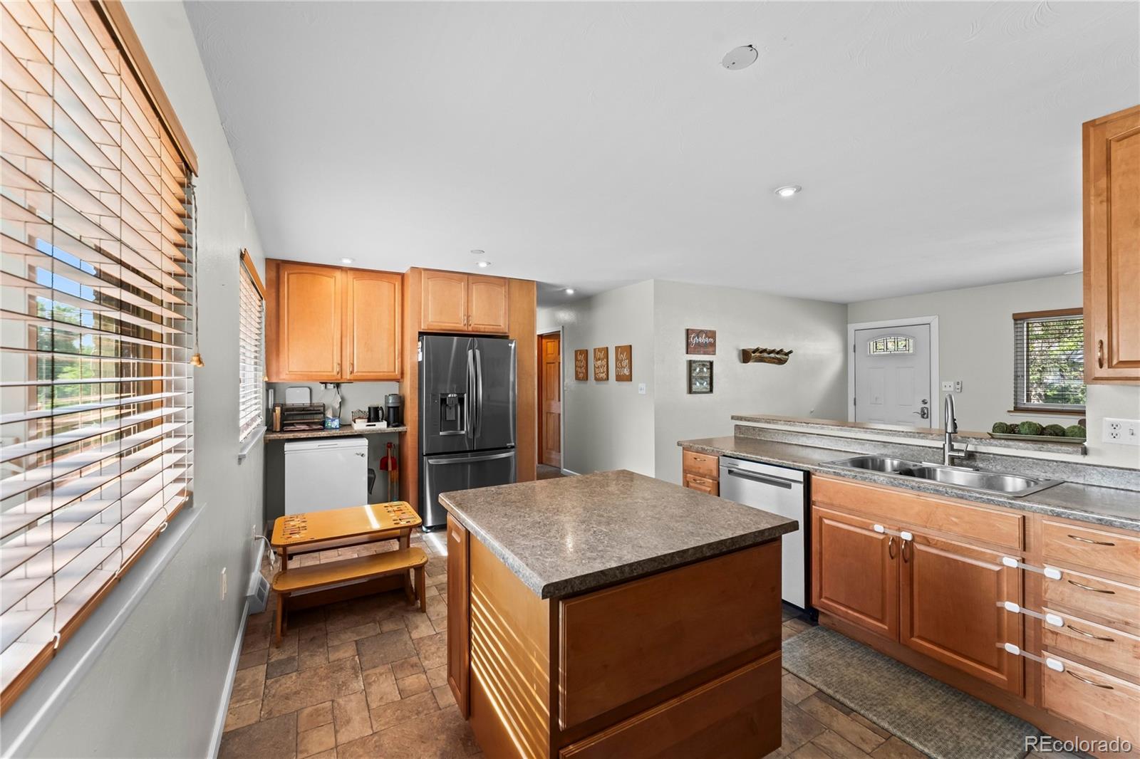 MLS Image #17 for 1905  meyers avenue,colorado springs, Colorado