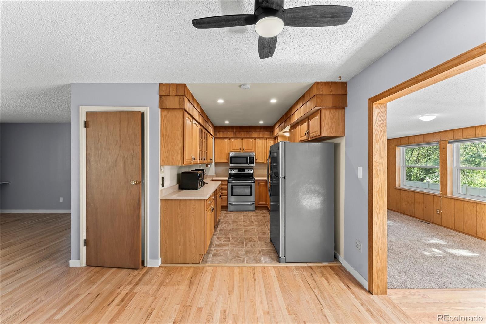 MLS Image #13 for 1605  dixon drive,colorado springs, Colorado