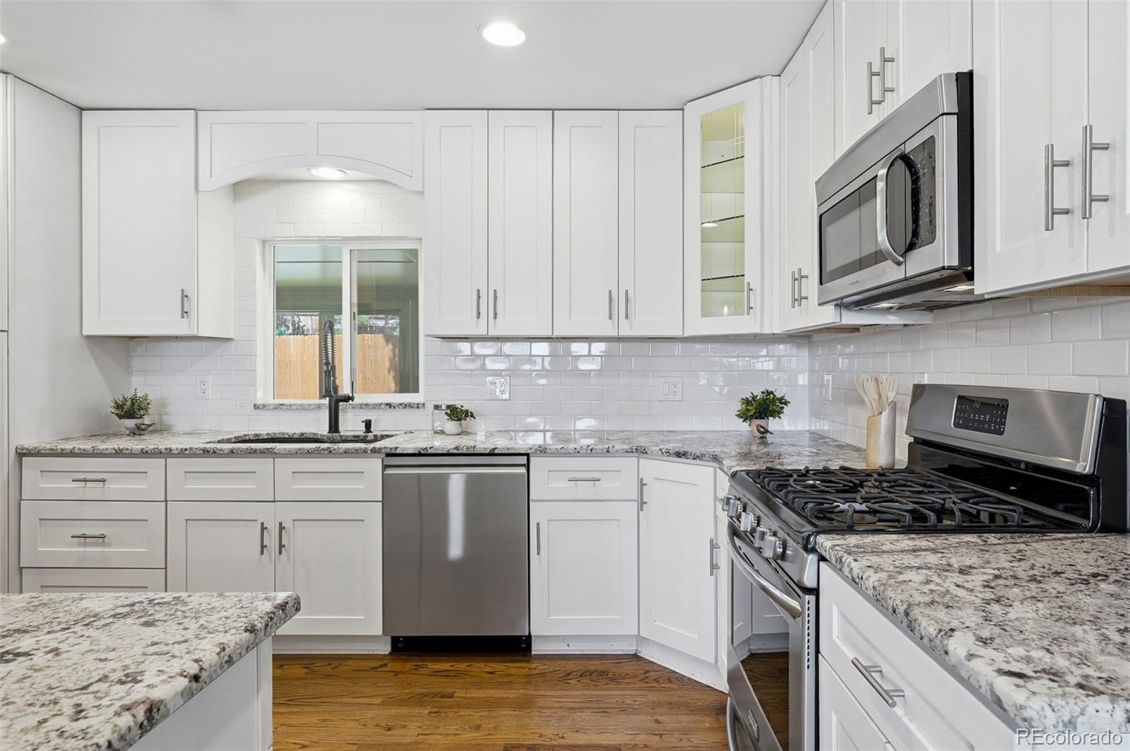 MLS Image #11 for 3550 s tamarac drive,denver, Colorado