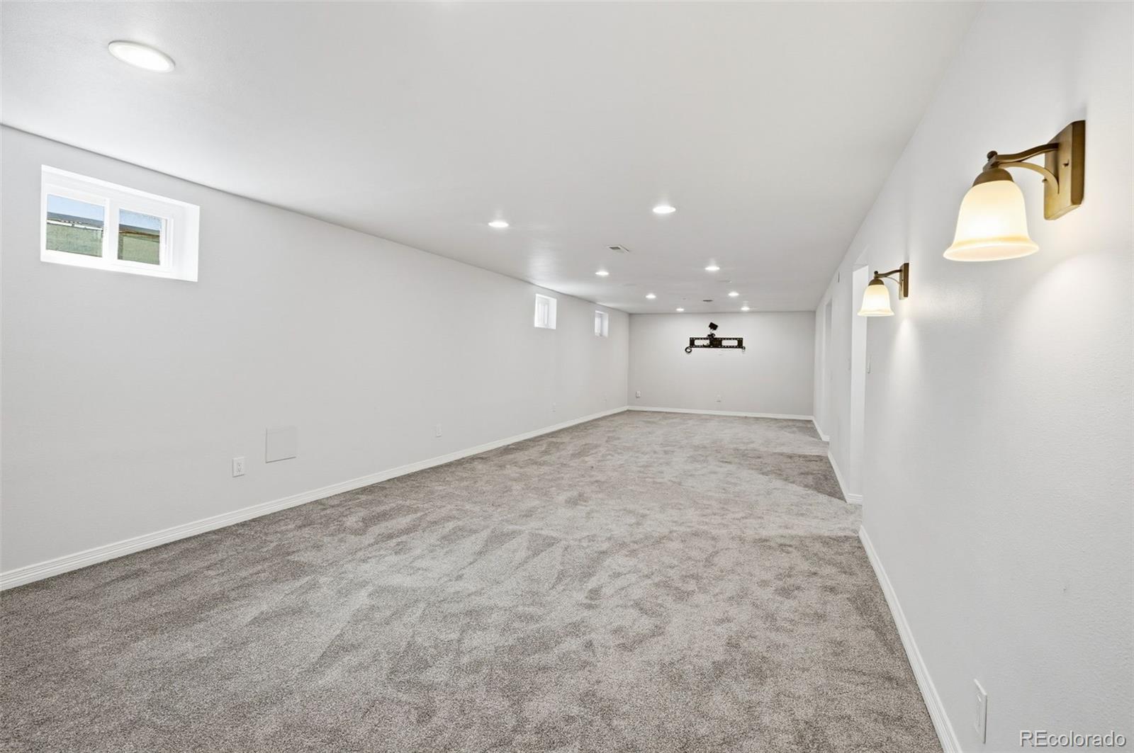 MLS Image #27 for 3550 s tamarac drive,denver, Colorado