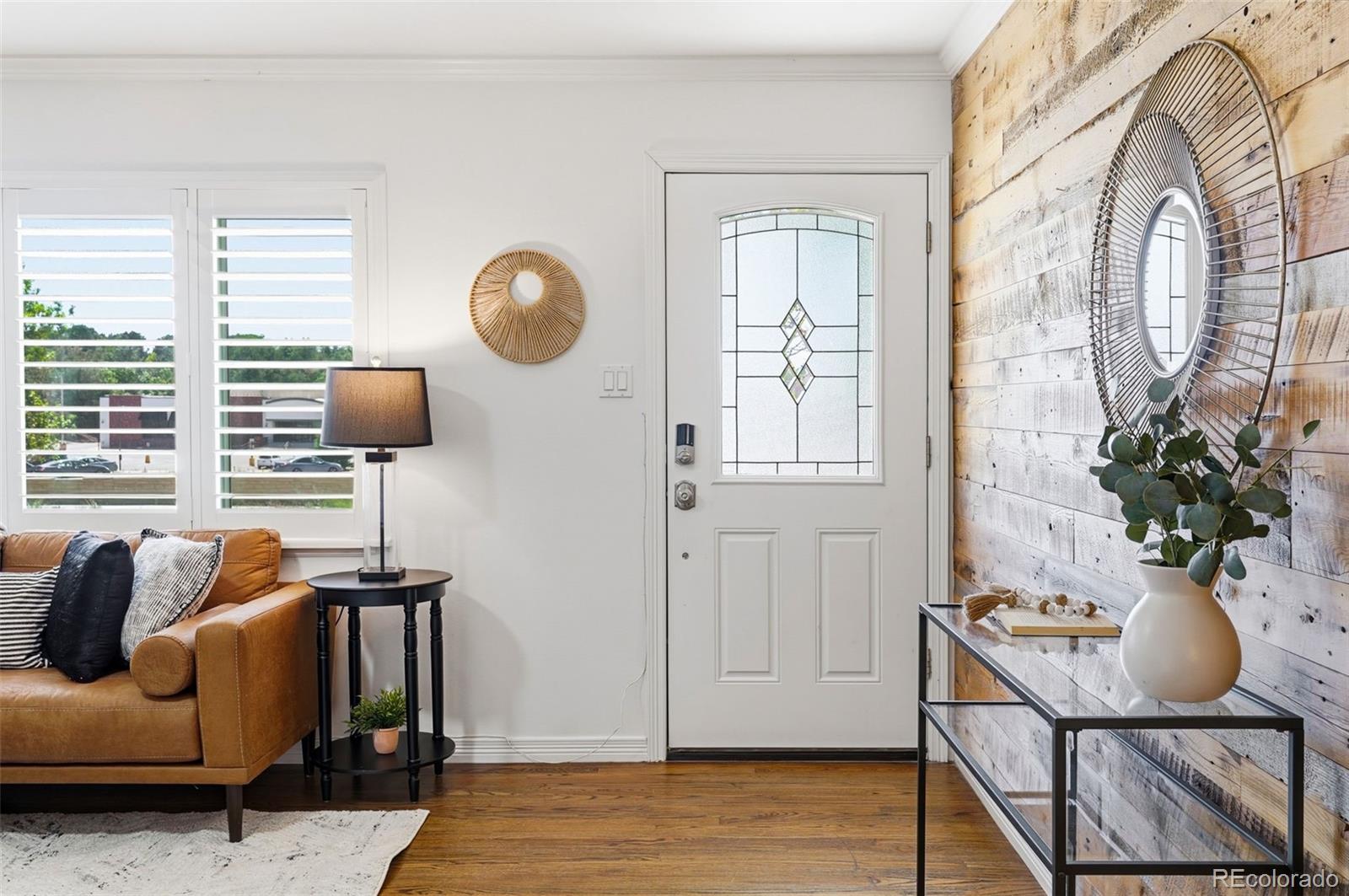 MLS Image #3 for 3550 s tamarac drive,denver, Colorado