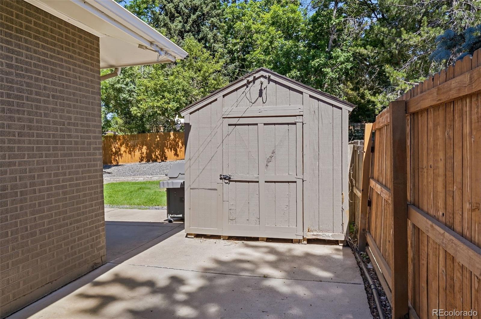 MLS Image #33 for 3550 s tamarac drive,denver, Colorado