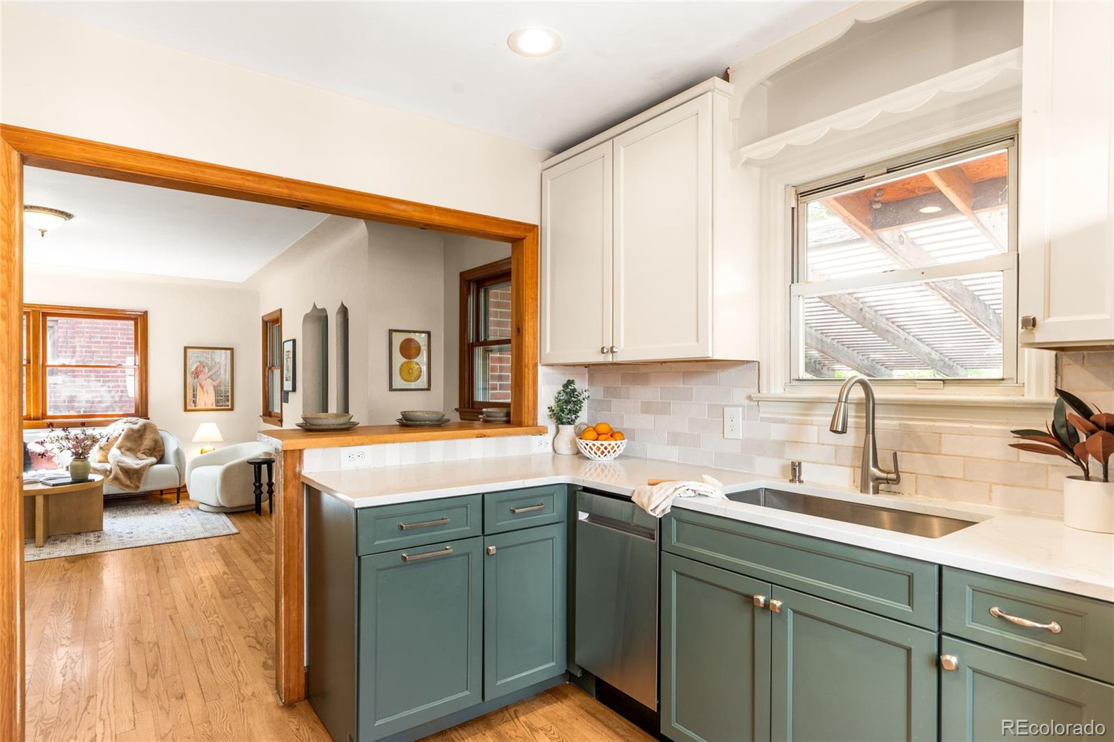 MLS Image #7 for 173 w bayaud avenue,denver, Colorado