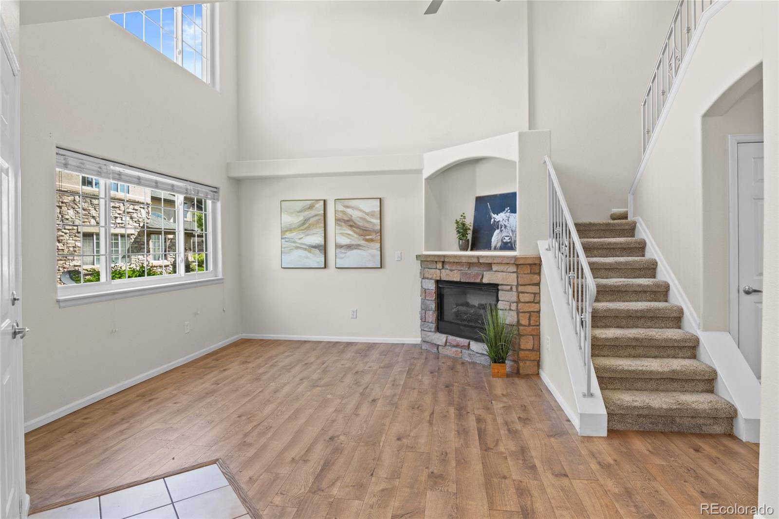 MLS Image #3 for 1435 s chambers road,aurora, Colorado
