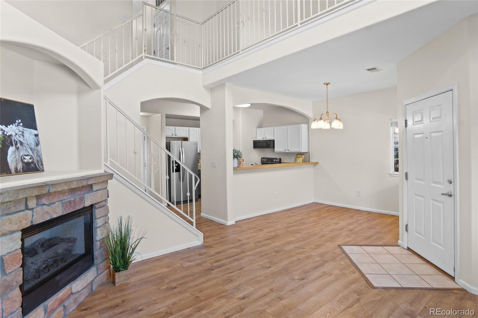MLS Image #5 for 1435 s chambers road,aurora, Colorado