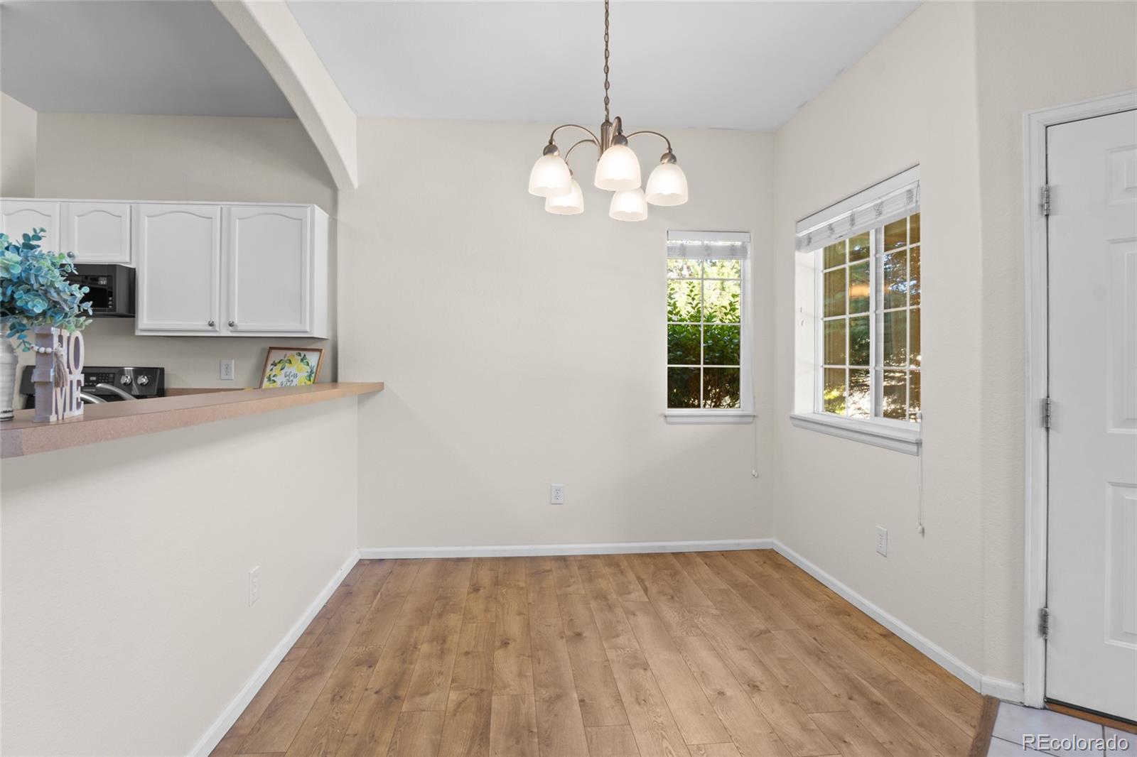 MLS Image #6 for 1435 s chambers road,aurora, Colorado