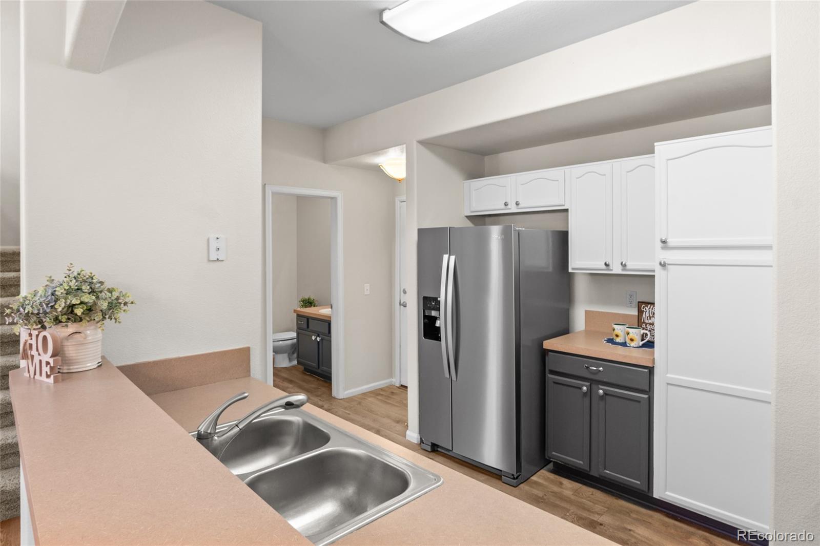 MLS Image #9 for 1435 s chambers road,aurora, Colorado