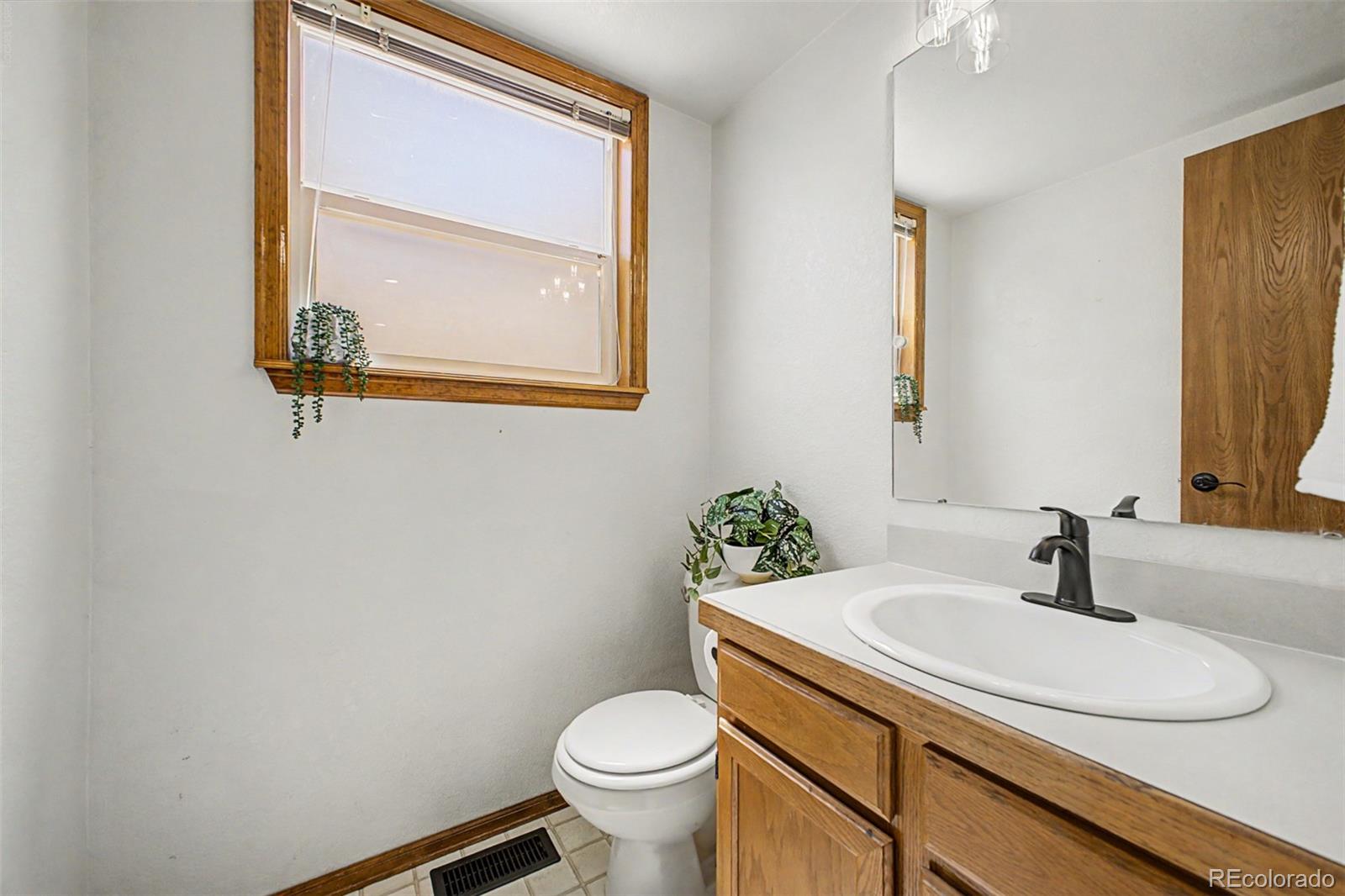 MLS Image #11 for 2137  kay street,longmont, Colorado