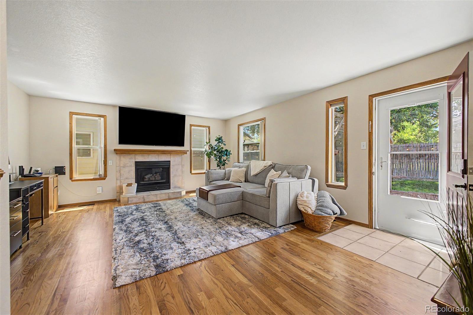 MLS Image #9 for 2137  kay street,longmont, Colorado