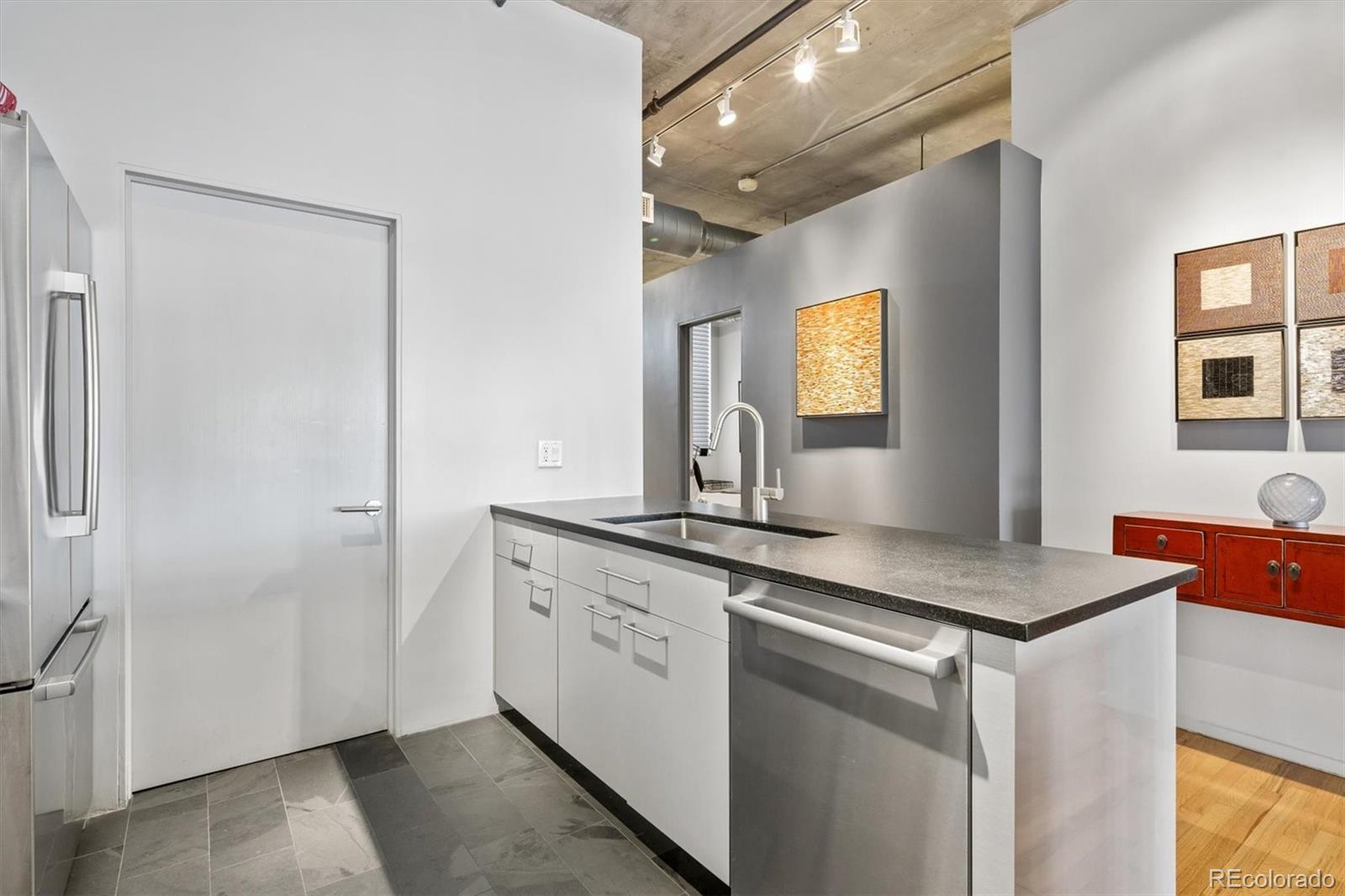 MLS Image #14 for 290 w 12th avenue,denver, Colorado
