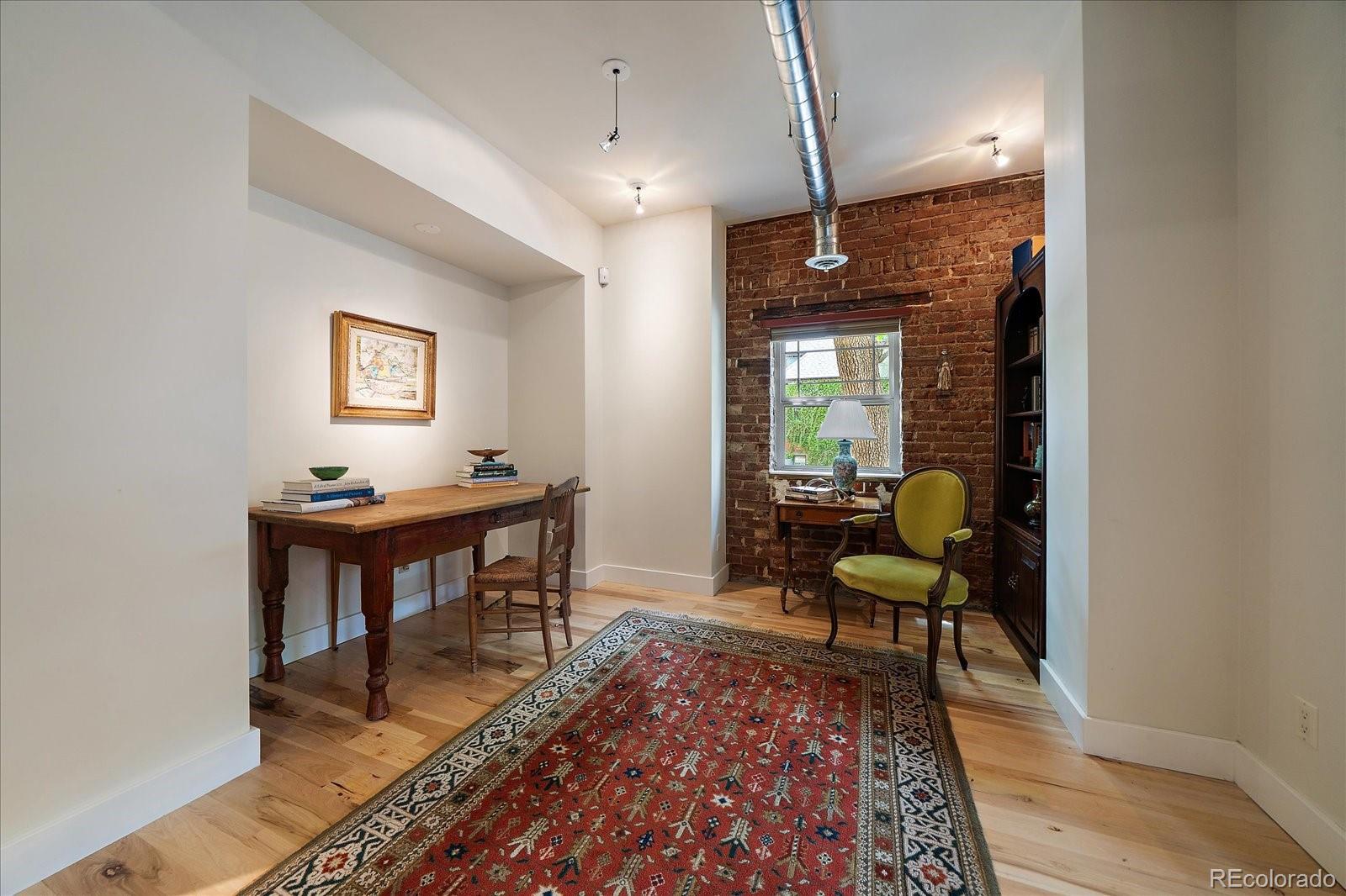 MLS Image #15 for 595 s pearl street,denver, Colorado