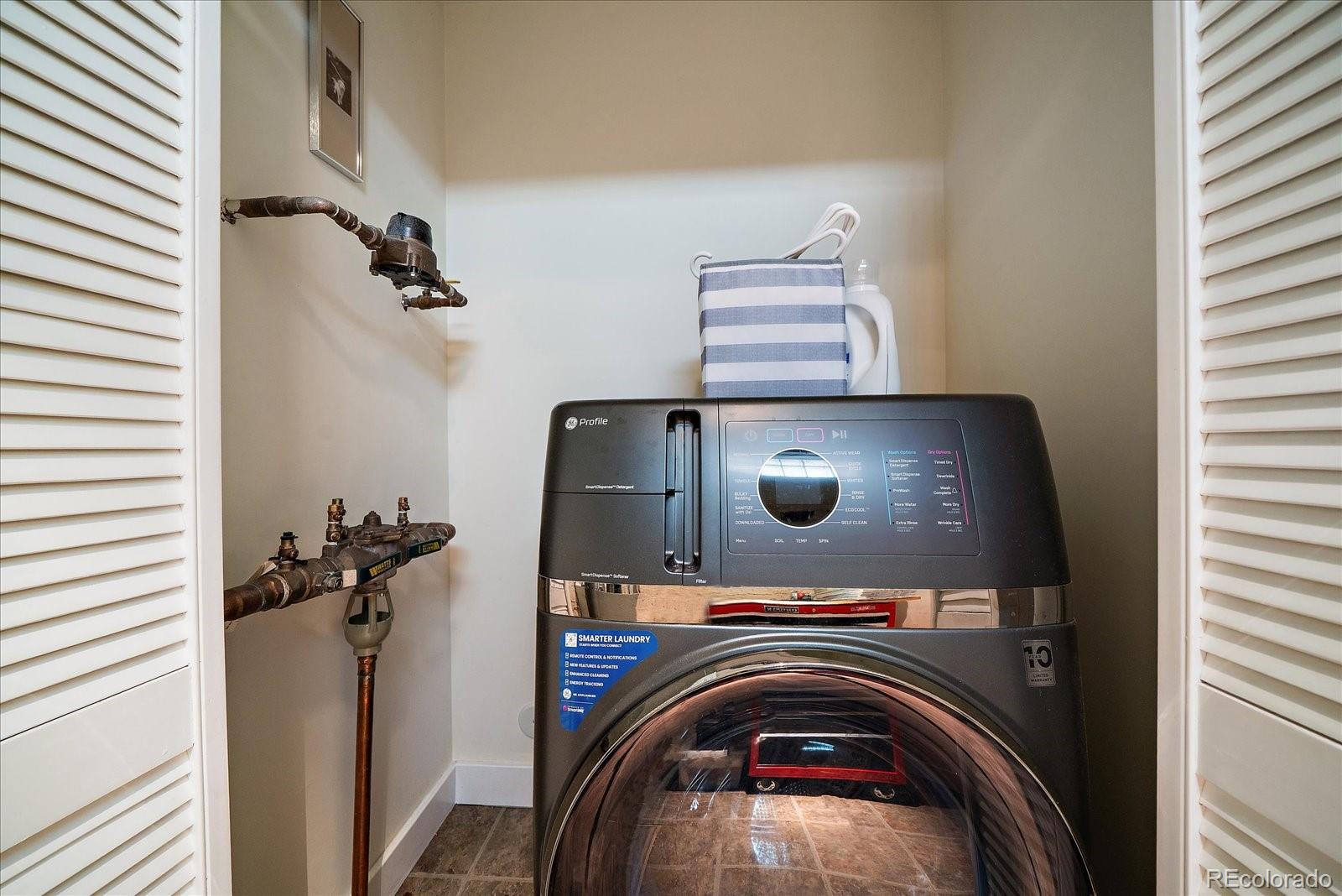MLS Image #26 for 595 s pearl street,denver, Colorado