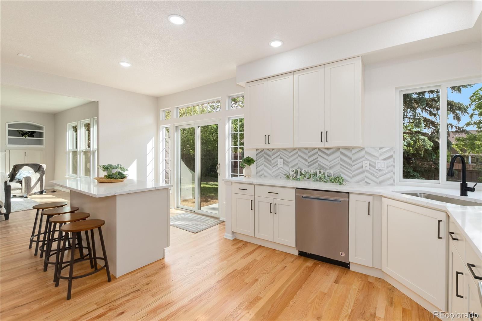 MLS Image #12 for 2358  weatherstone circle,highlands ranch, Colorado