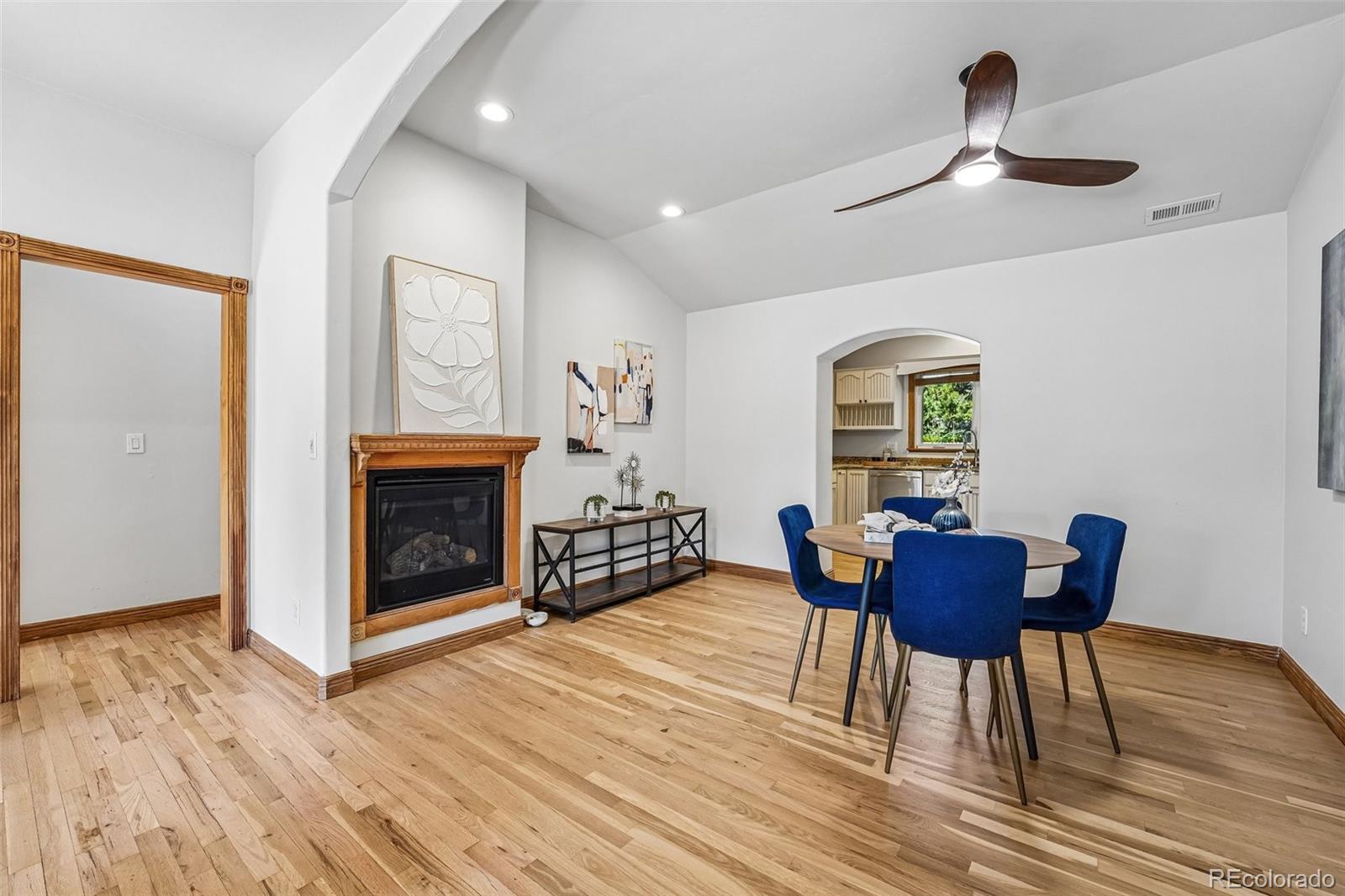 MLS Image #10 for 117  magnolia street,denver, Colorado