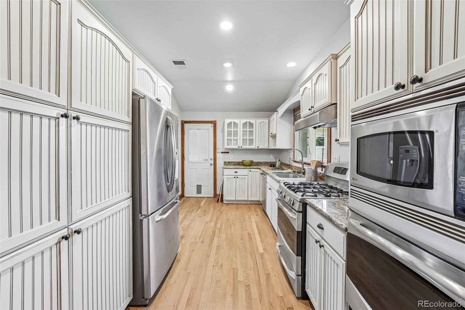 MLS Image #14 for 117  magnolia street,denver, Colorado