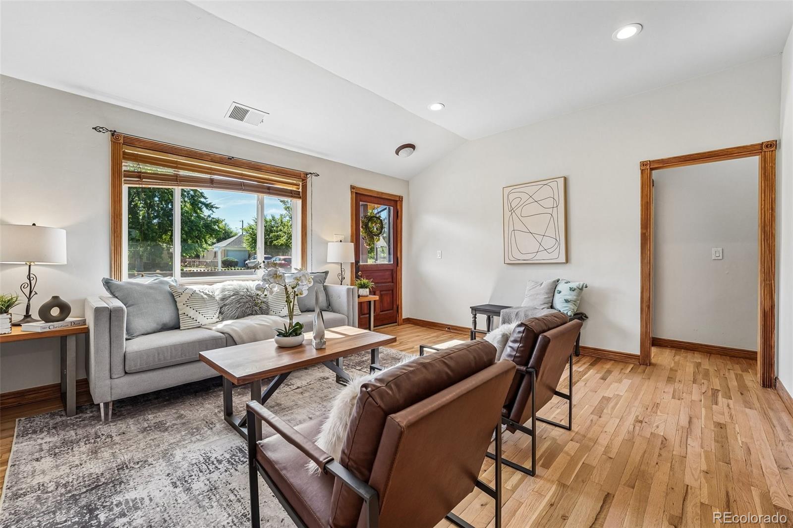 MLS Image #5 for 117  magnolia street,denver, Colorado
