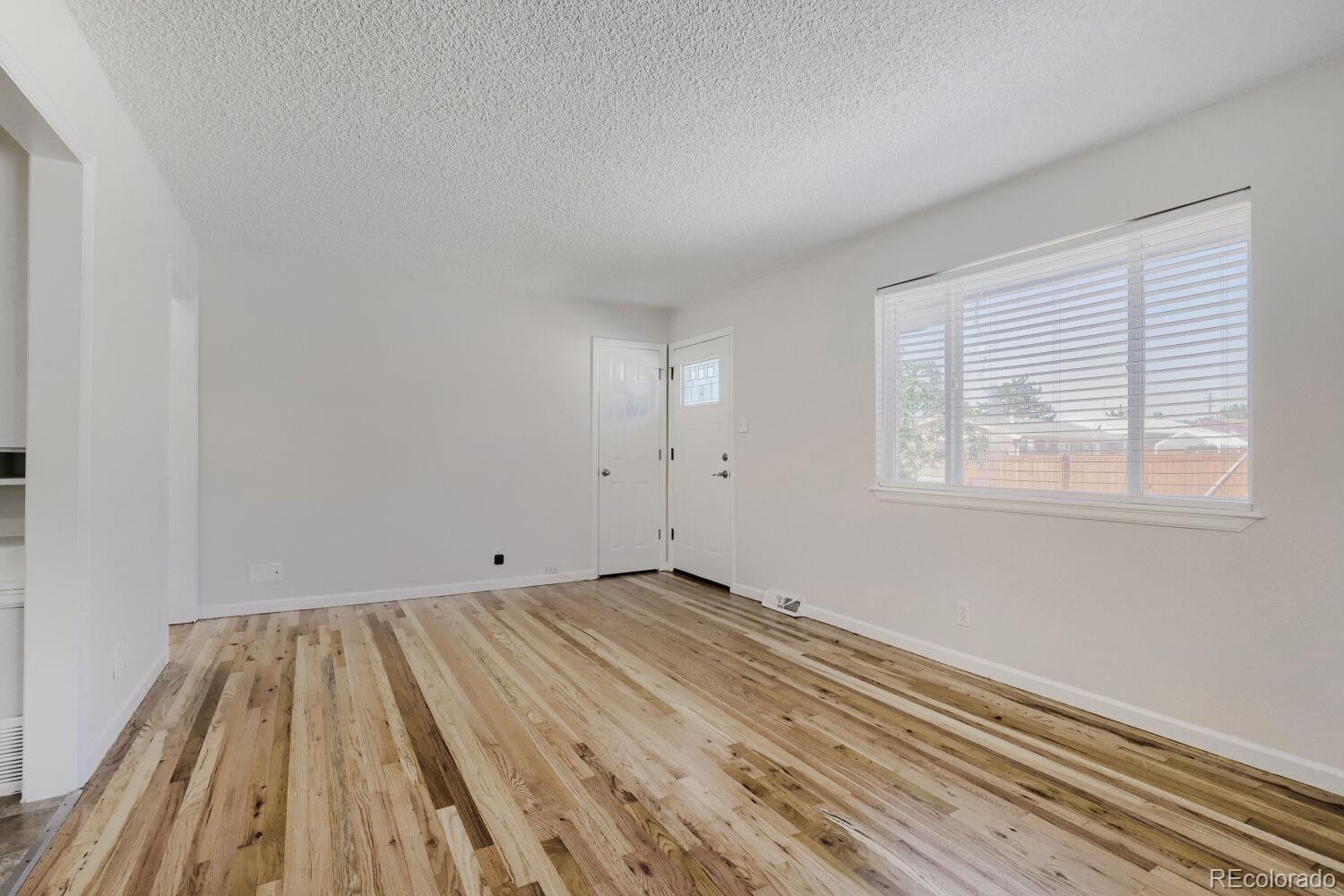 MLS Image #4 for 8560  essex street,denver, Colorado