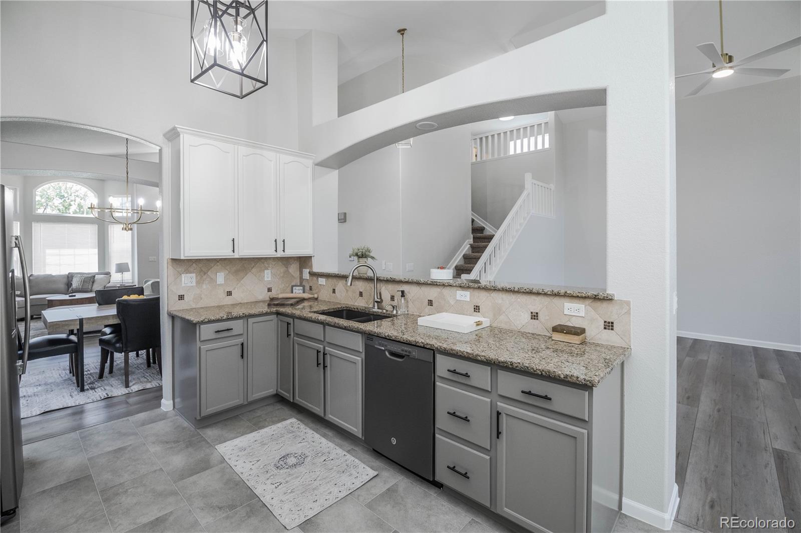 MLS Image #11 for 20013 e caspian circle,aurora, Colorado