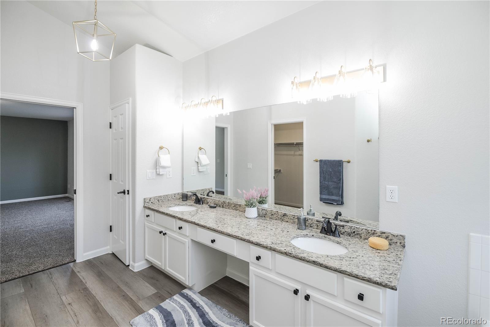 MLS Image #22 for 20013 e caspian circle,aurora, Colorado