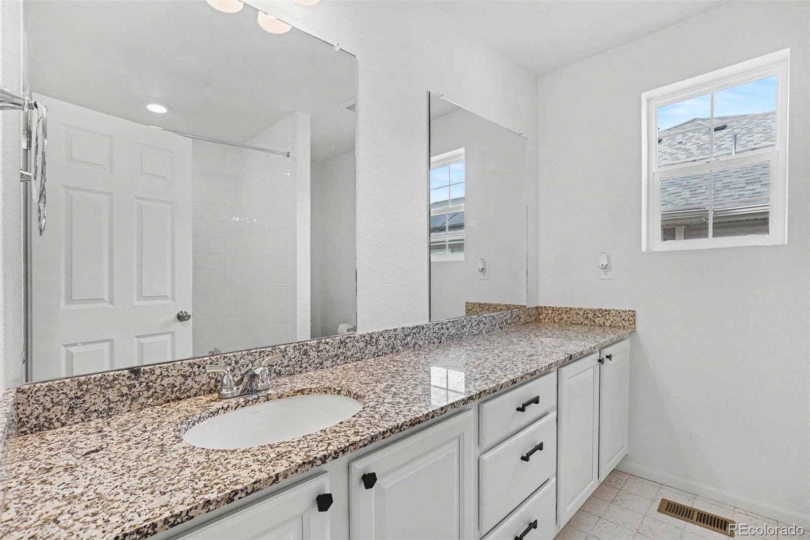 MLS Image #19 for 16278 e 111th place,commerce city, Colorado