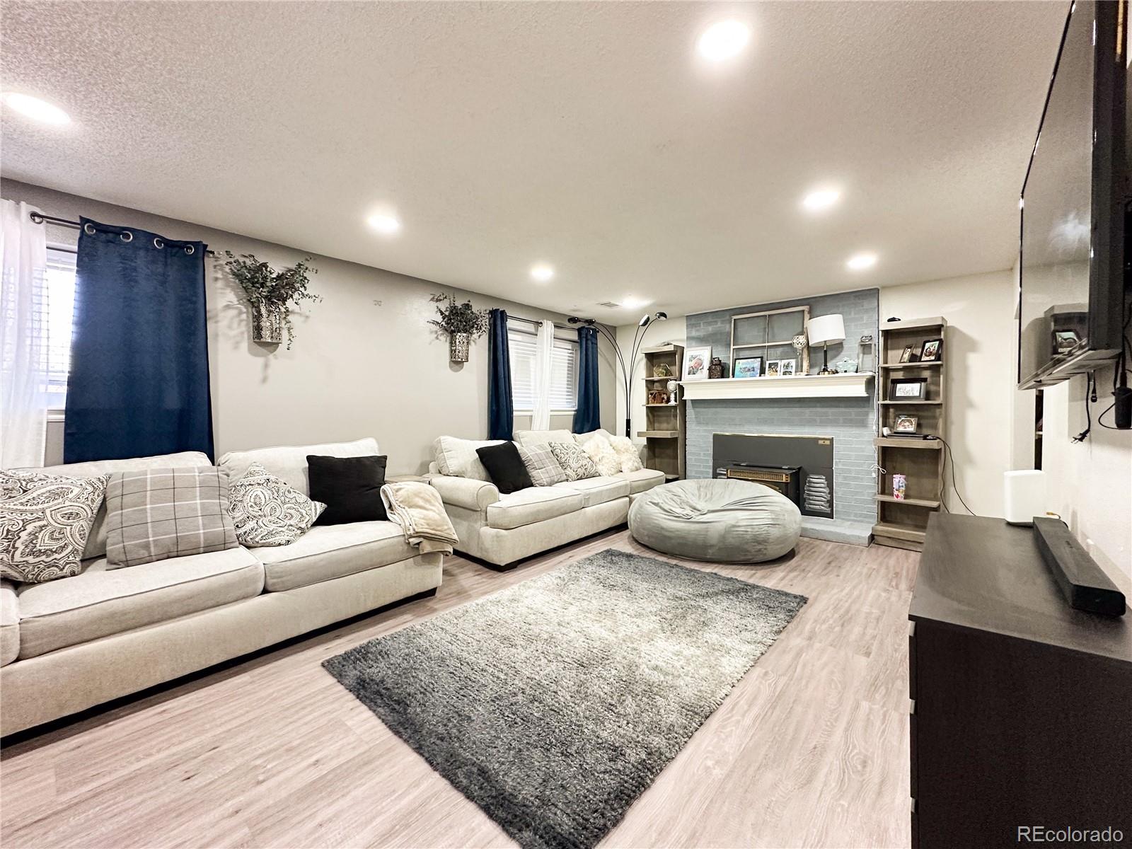 MLS Image #10 for 17891 e florida avenue,aurora, Colorado