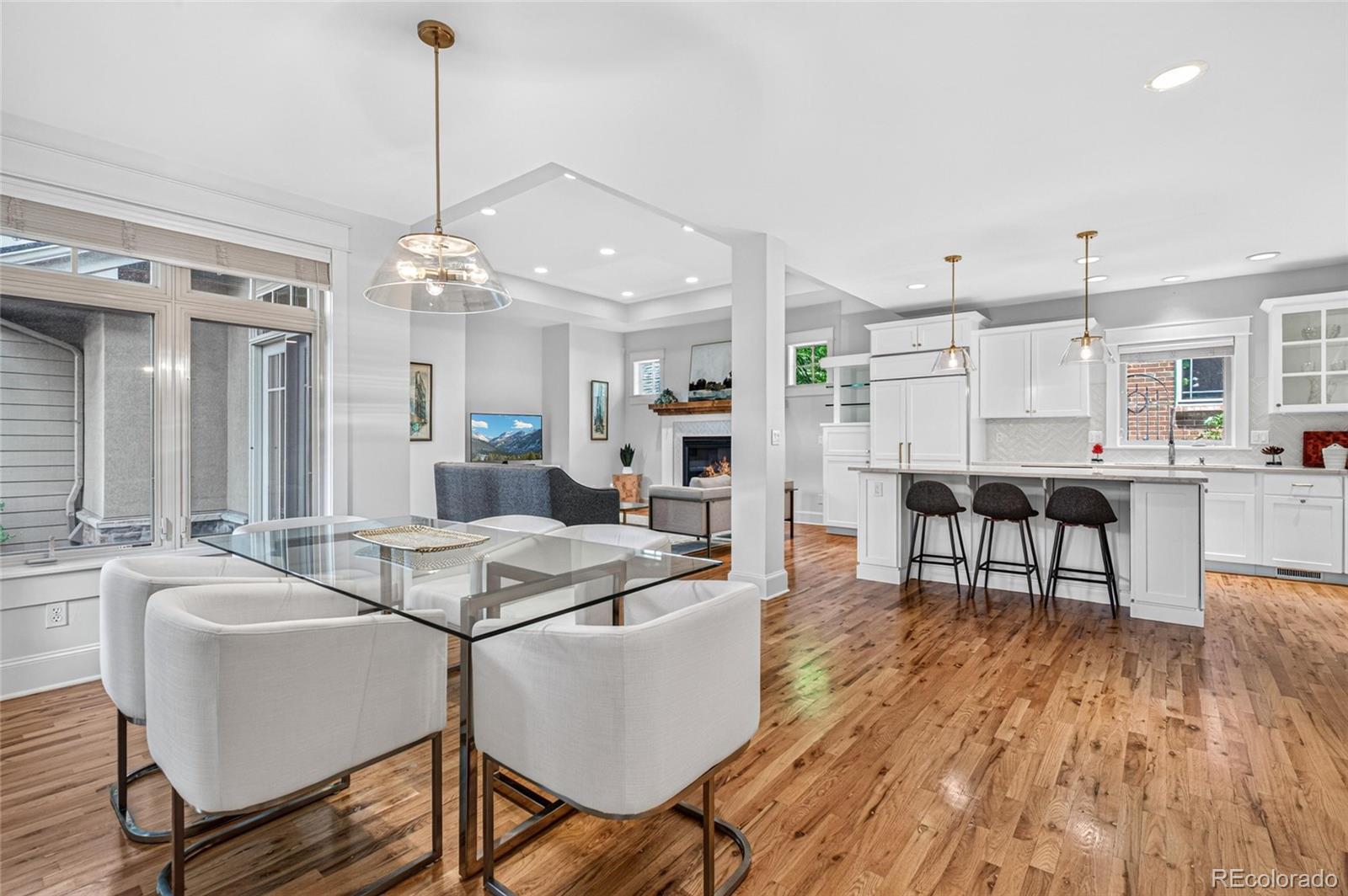 MLS Image #11 for 1635  holly street,denver, Colorado