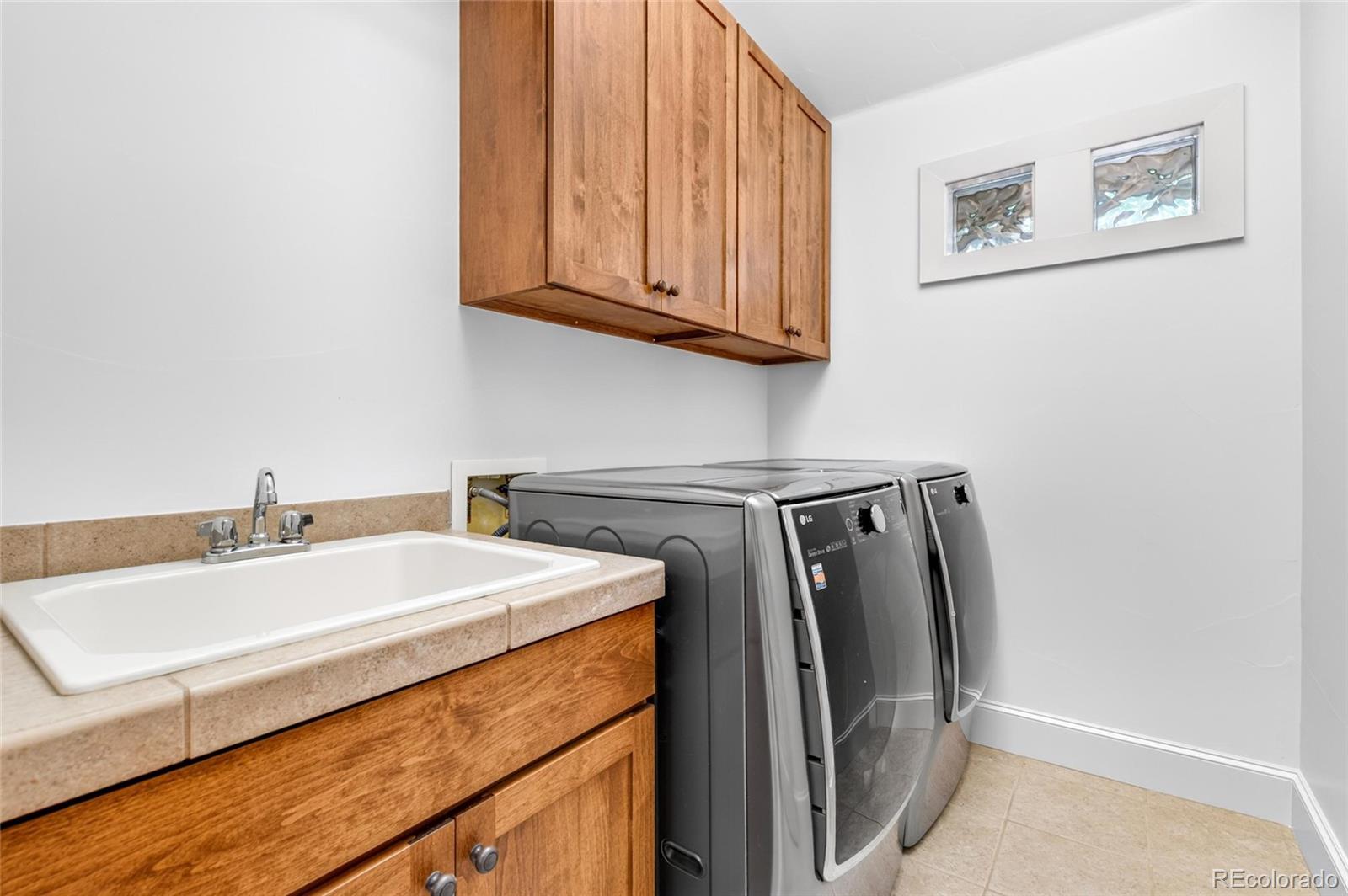 MLS Image #27 for 1635  holly street,denver, Colorado
