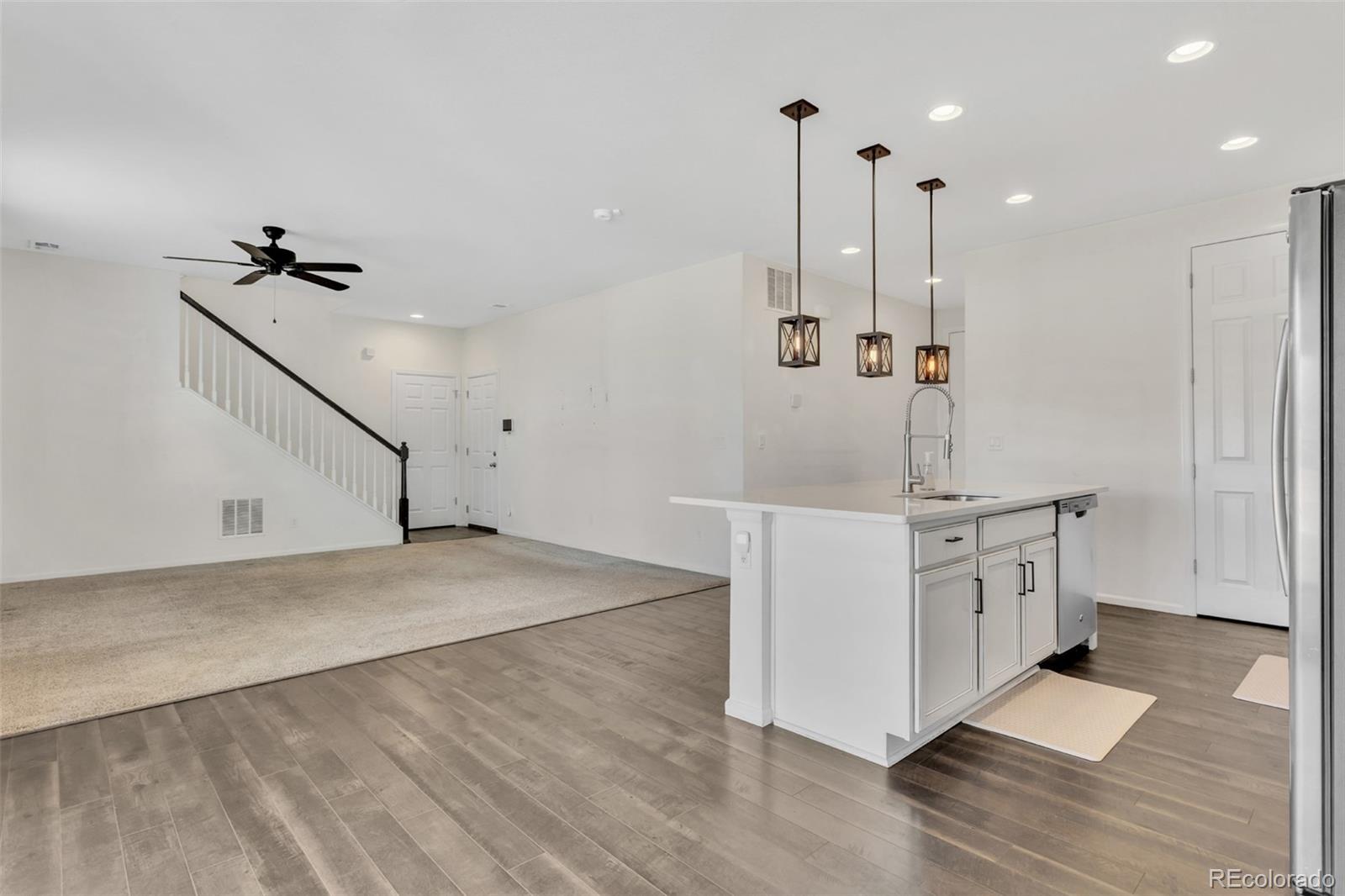 MLS Image #10 for 22330 e mansfield place,aurora, Colorado