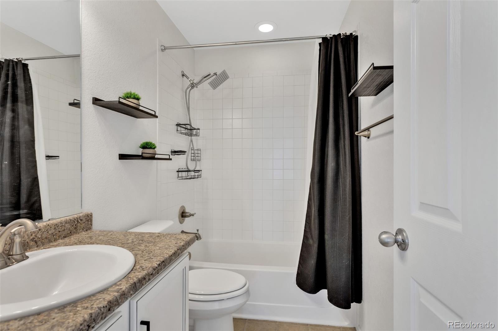MLS Image #25 for 22330 e mansfield place,aurora, Colorado