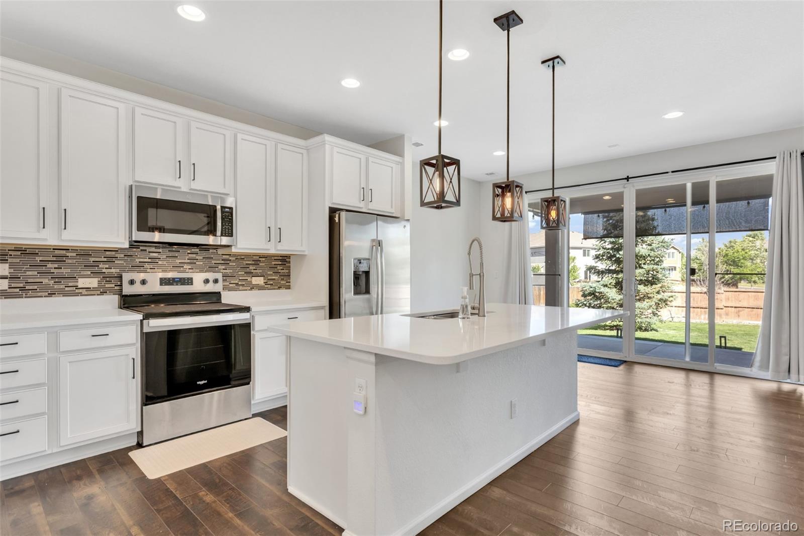 MLS Image #3 for 22330 e mansfield place,aurora, Colorado