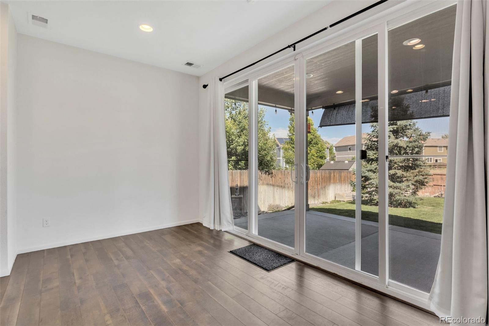 MLS Image #8 for 22330 e mansfield place,aurora, Colorado