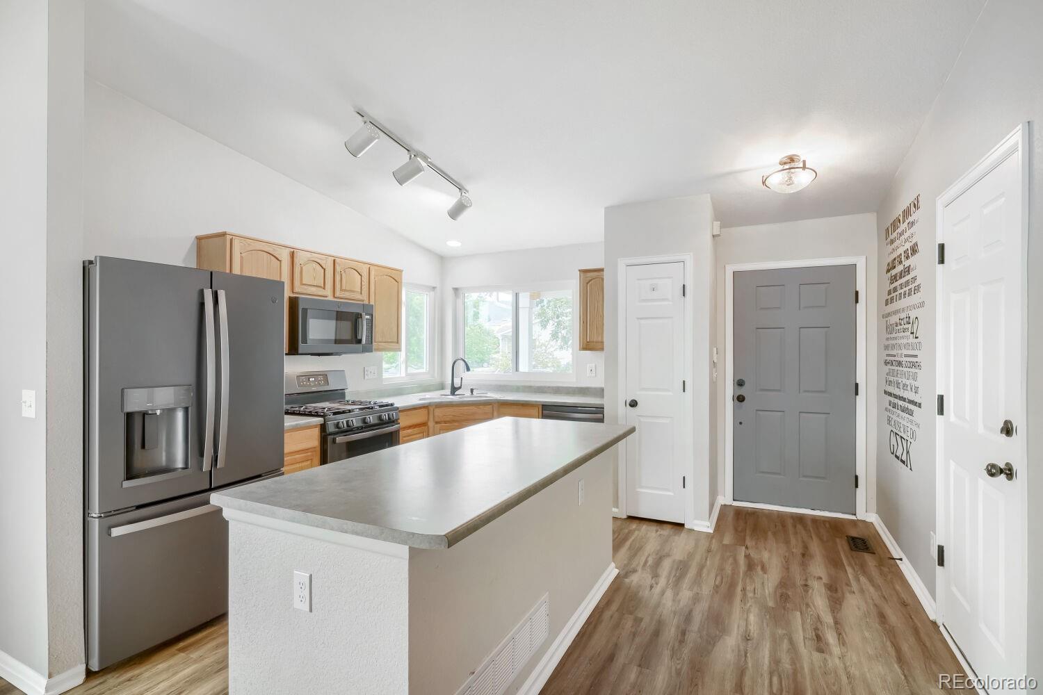 MLS Image #5 for 7788  brown bear way,littleton, Colorado