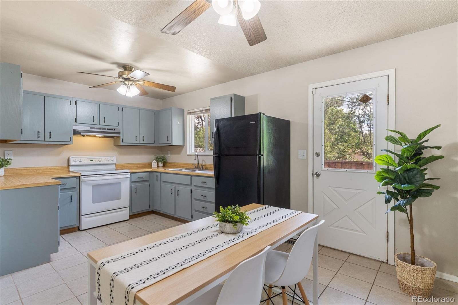 MLS Image #8 for 346  iris drive,fountain, Colorado