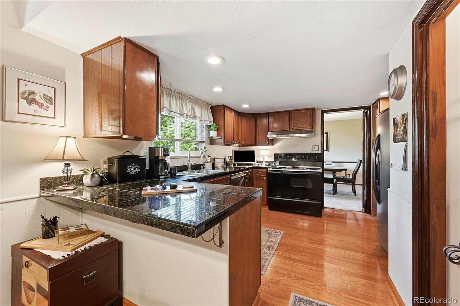 MLS Image #13 for 1487 s macon street,aurora, Colorado