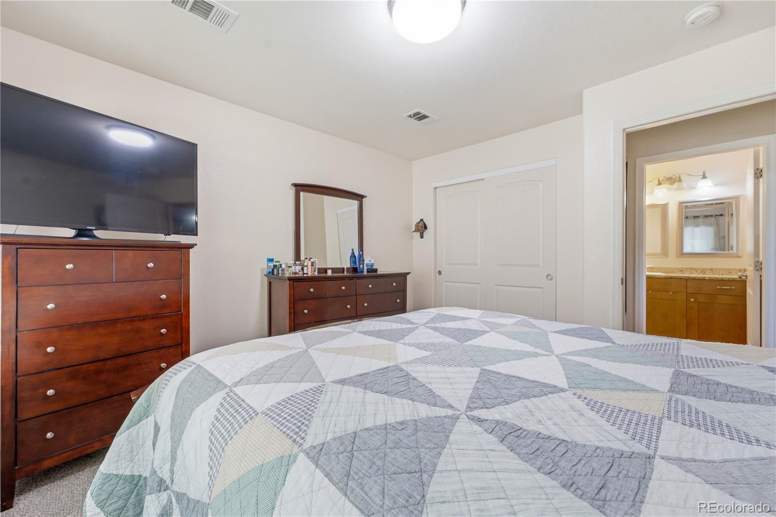 MLS Image #15 for 4858  joplin court,denver, Colorado