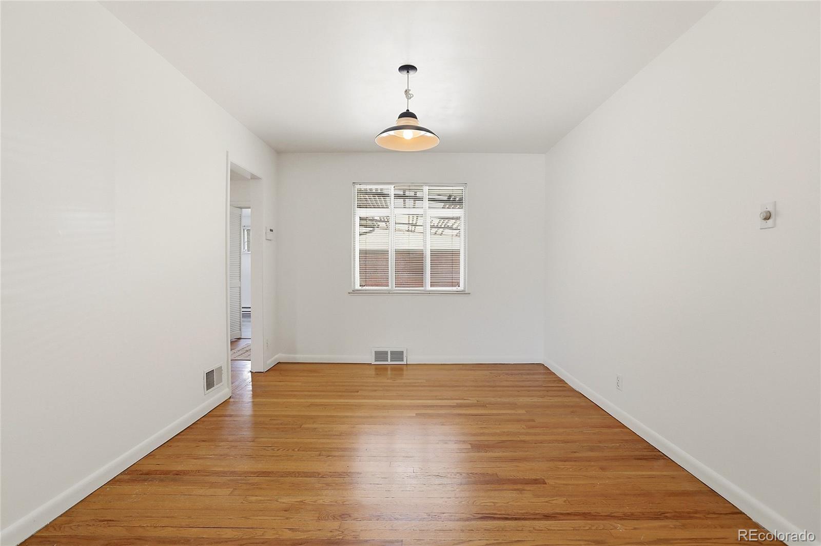 MLS Image #10 for 7115 e 6th avenue parkway,denver, Colorado