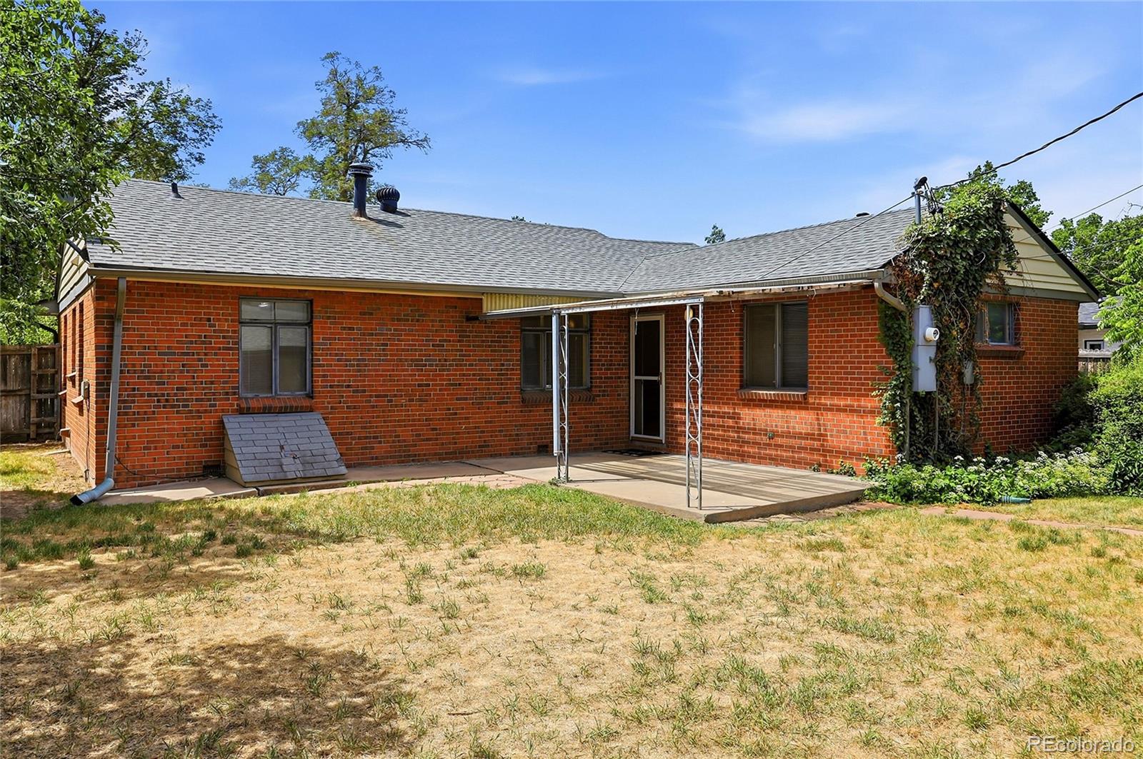 MLS Image #28 for 7115 e 6th avenue parkway,denver, Colorado