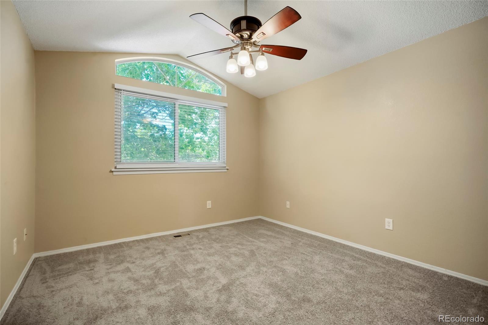 MLS Image #15 for 6644  laguna circle,littleton, Colorado