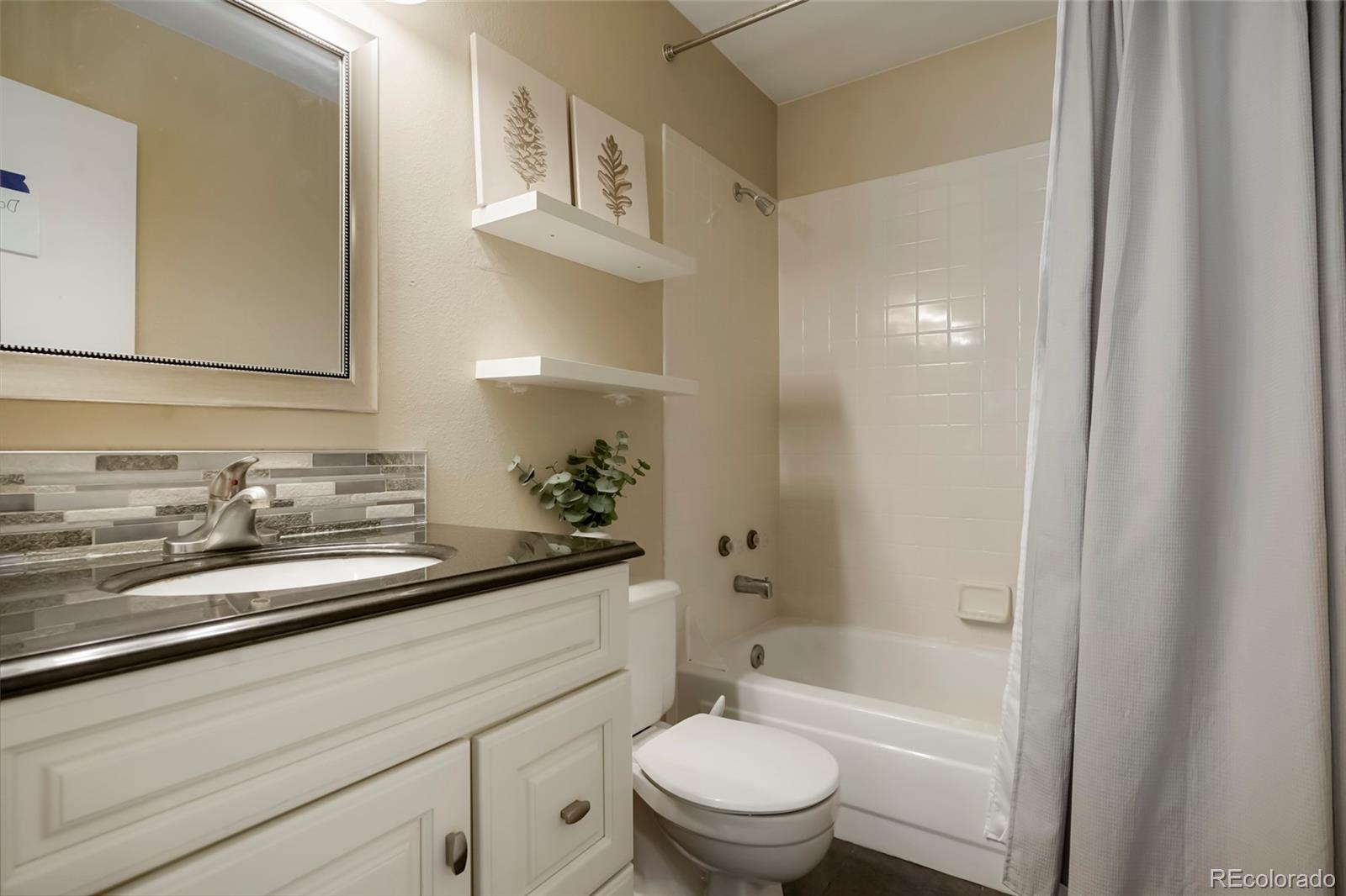 MLS Image #17 for 6644  laguna circle,littleton, Colorado