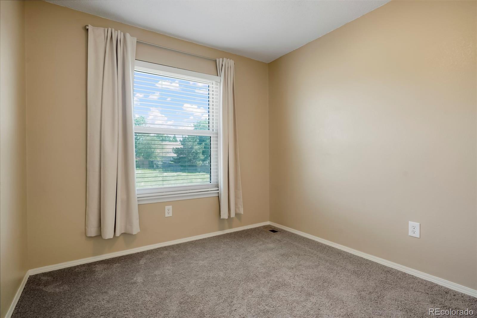 MLS Image #23 for 6644  laguna circle,littleton, Colorado