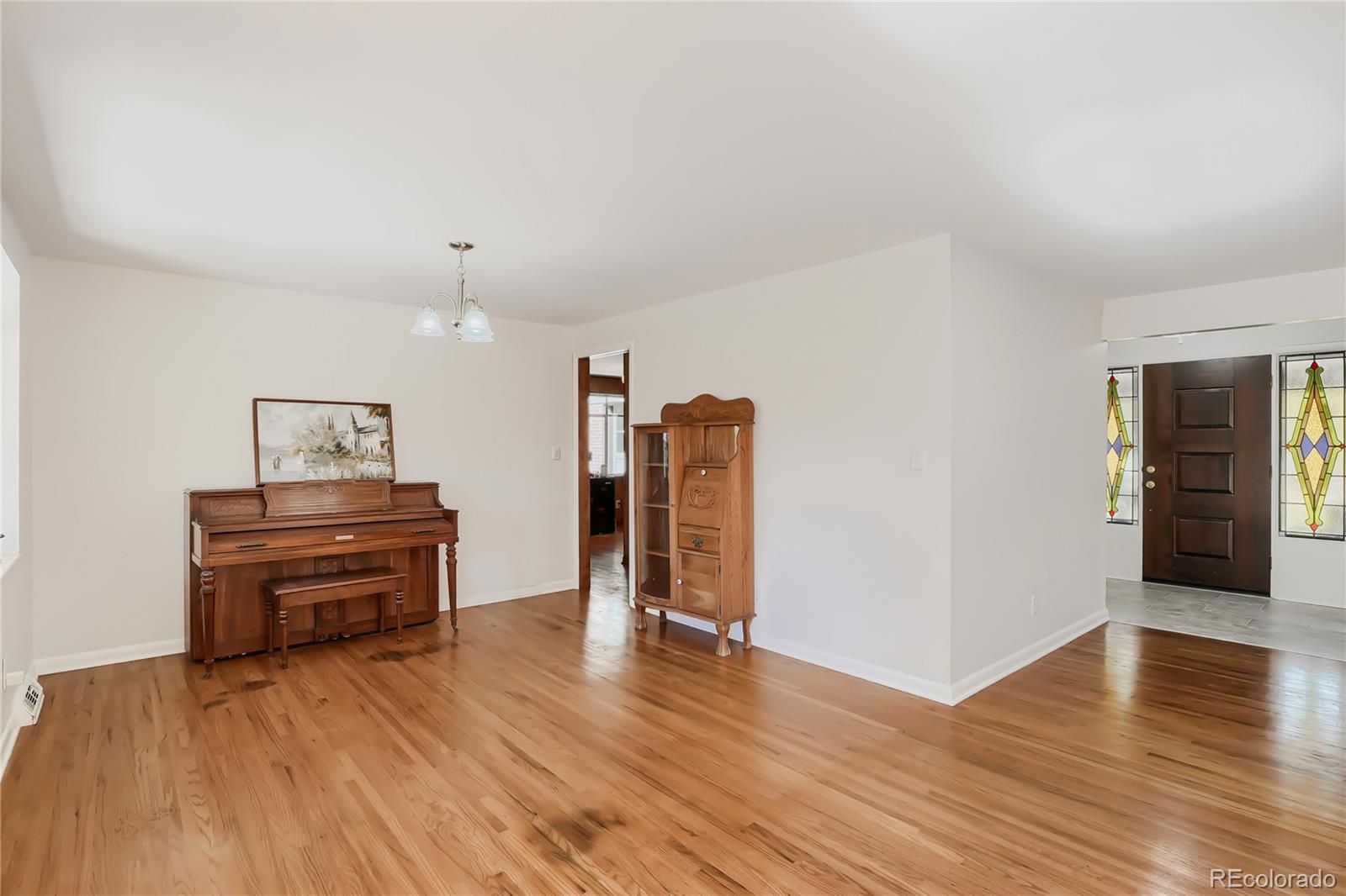 MLS Image #6 for 2719 s kendall way,denver, Colorado