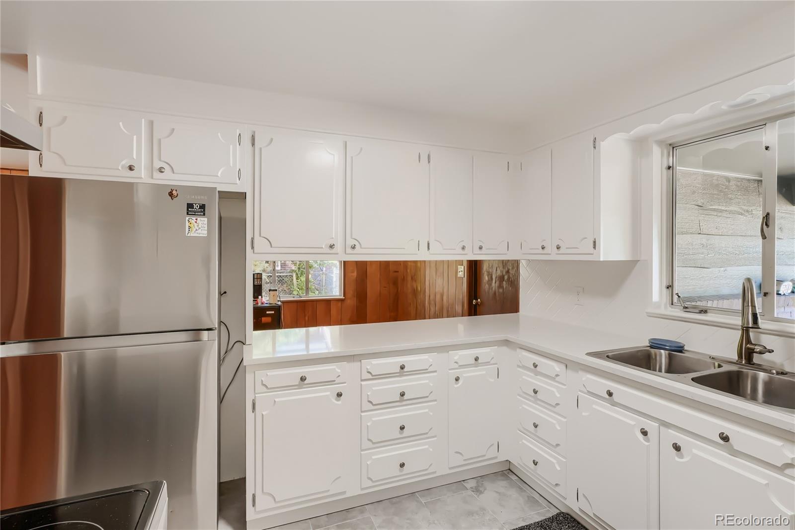 MLS Image #7 for 2719 s kendall way,denver, Colorado