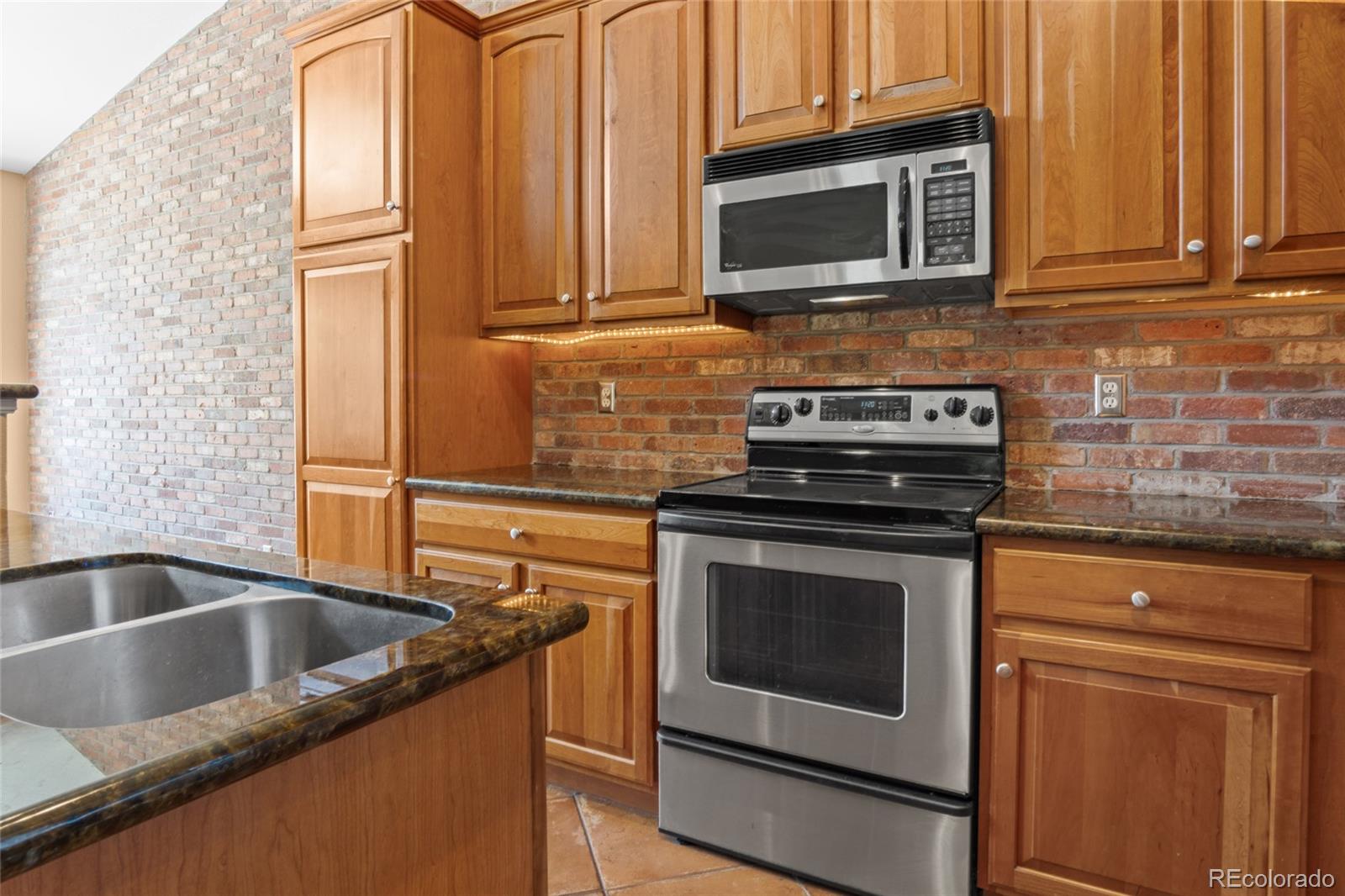 MLS Image #16 for 23024 e ontario drive 105,aurora, Colorado