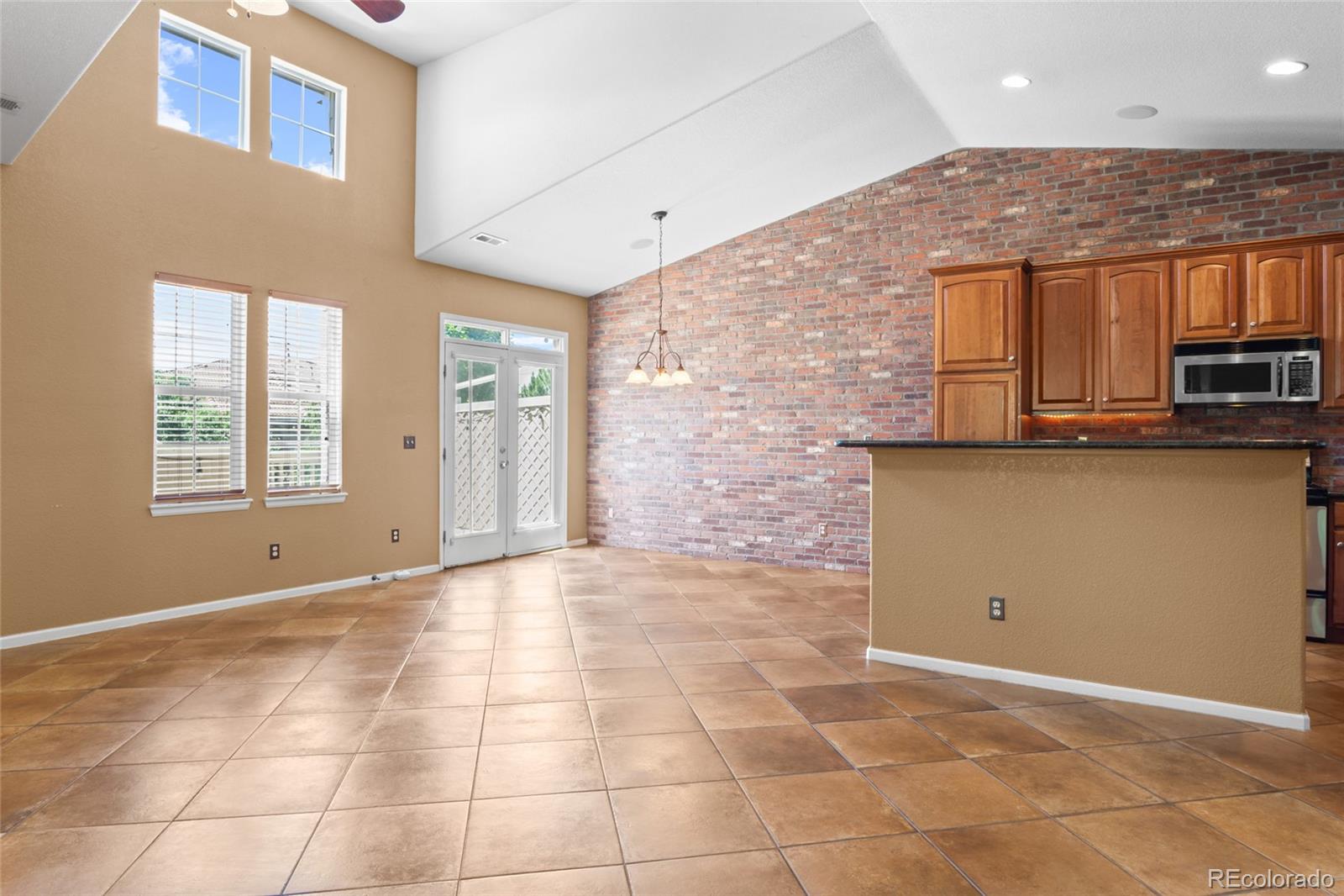 MLS Image #5 for 23024 e ontario drive 105,aurora, Colorado